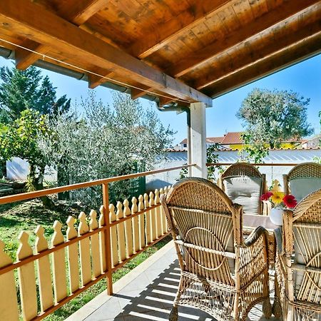 Adriatico Bungalow Πόρετς Εξωτερικό φωτογραφία