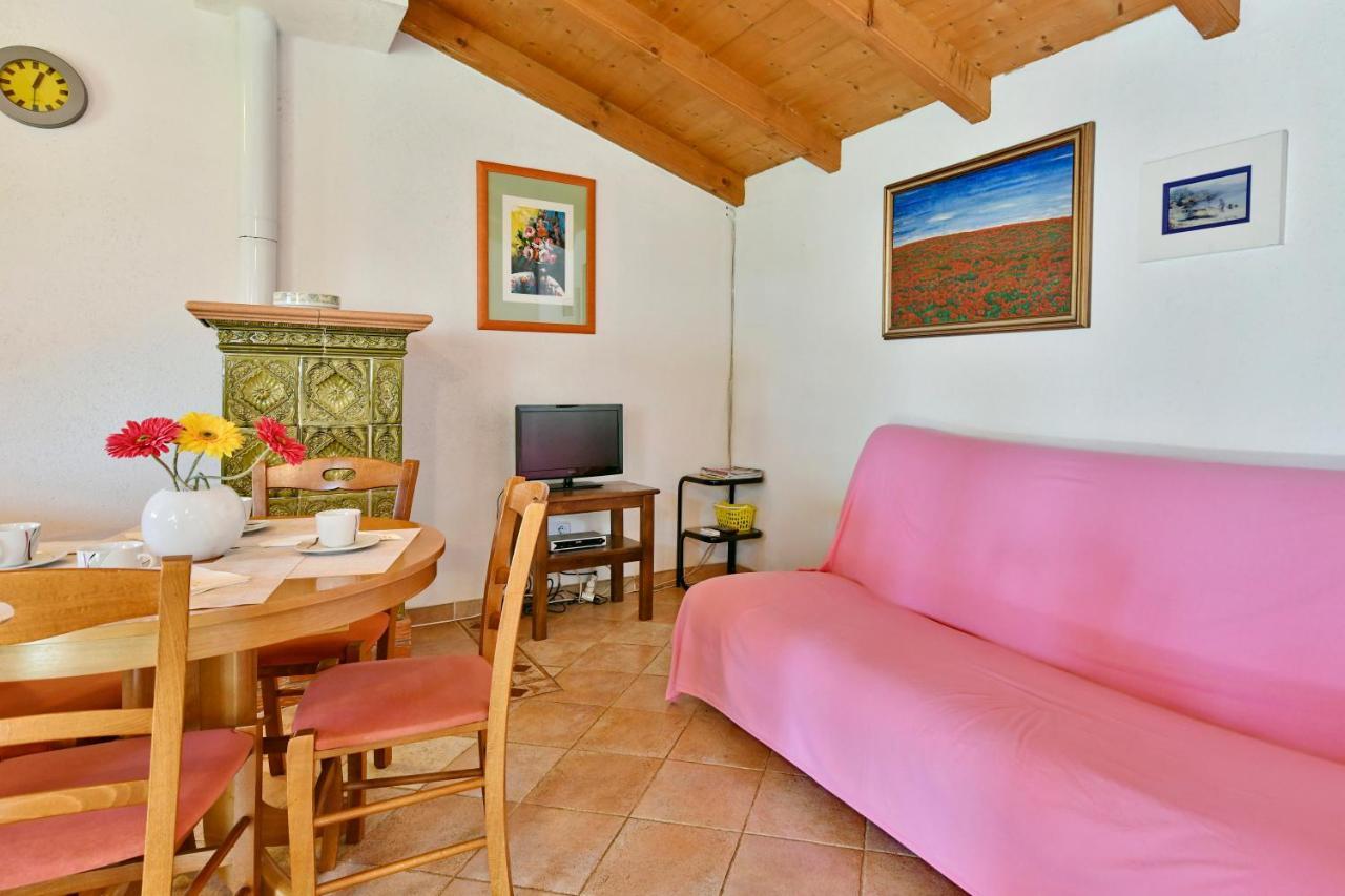 Adriatico Bungalow Πόρετς Εξωτερικό φωτογραφία