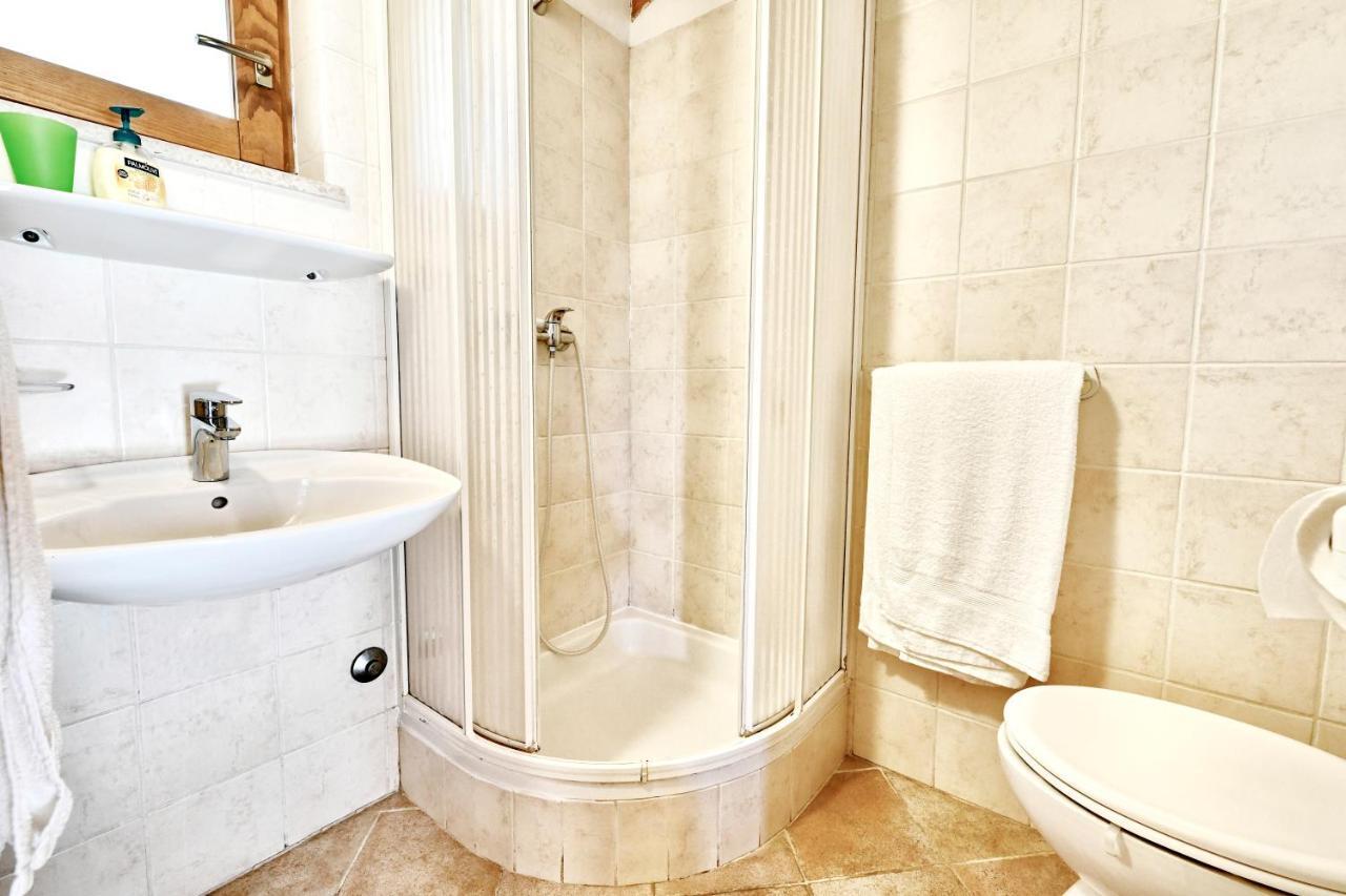 Adriatico Bungalow Πόρετς Εξωτερικό φωτογραφία