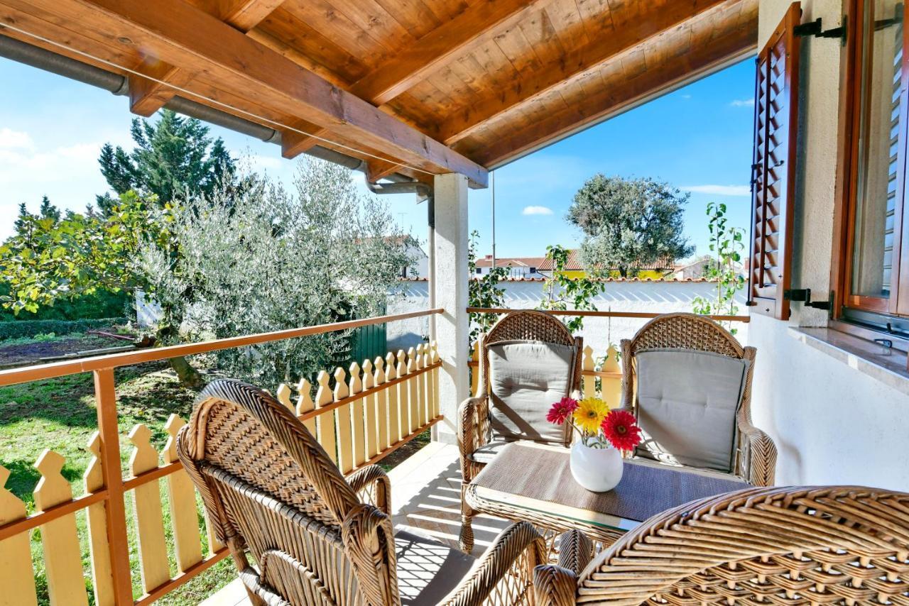 Adriatico Bungalow Πόρετς Εξωτερικό φωτογραφία